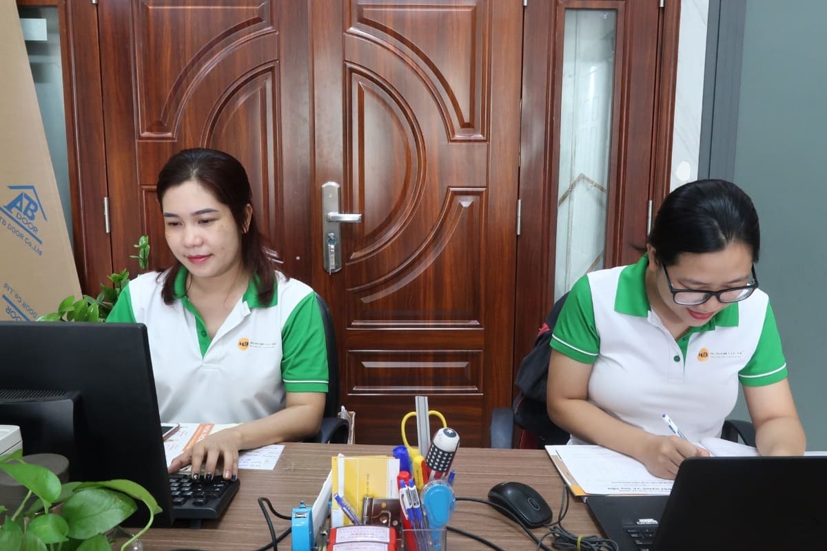 Modern Door ban đầu tập trung vào mảng sale offline